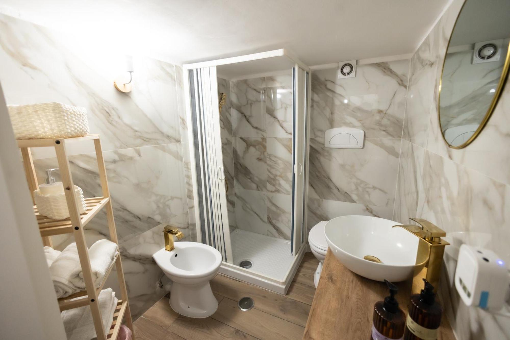 Re-Fra Home Neapol Exteriér fotografie